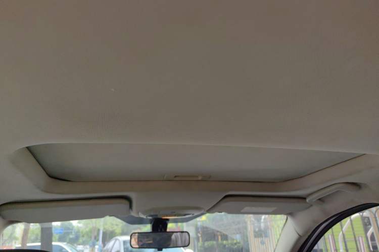 Used Ford Escort 2015 1.5L Automatic Fashion Model Headliner