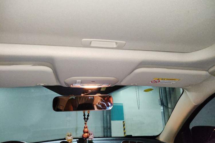 Used Ford Escort 2015 1.5L Automatic Fashion Model Headliner