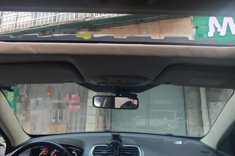 Used Ford Escort 2015 1.5L Manual Fashion Edition Headliner
