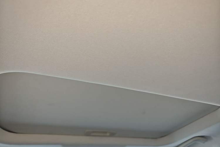 Used Ford Escort 2015 1.5L Manual Fashion Edition Headliner