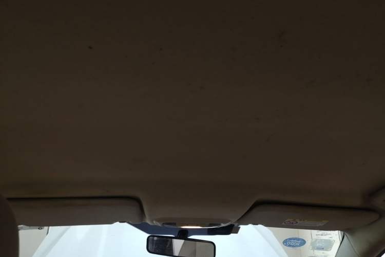 Used Ford Escort 2015 1.5L Automatic Comfort Edition Headliner