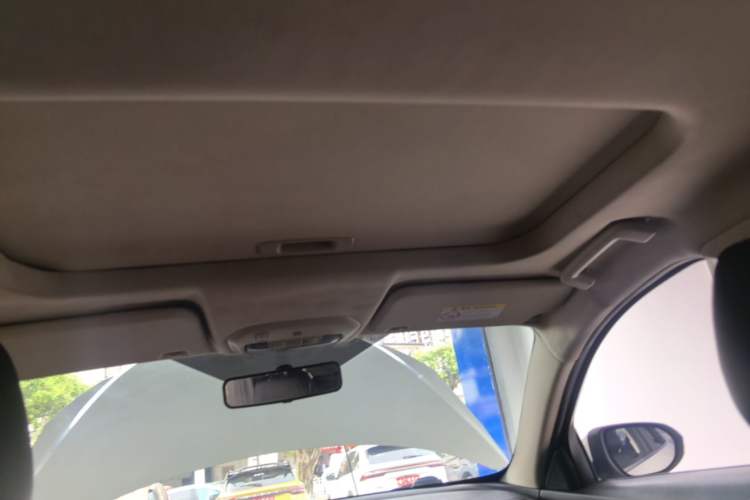 Used Ford Escort 2015 1.5L Automatic Fashion Model Headliner