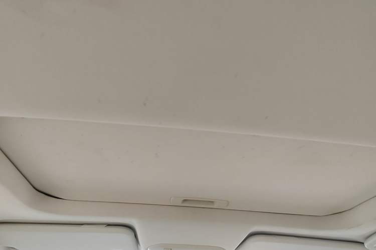Used Ford Escort 2015 1.5L Automatic Fashion Model Headliner