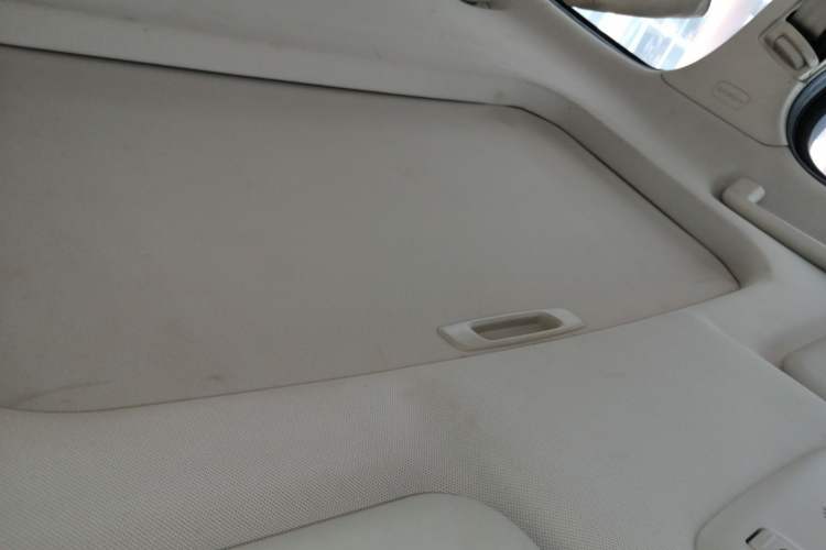 Used Ford Escort 2015 1.5L Automatic Fashion Model Headliner