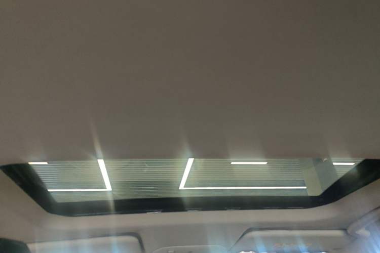 Used Ford Escort 2015 1.5L Automatic Fashion Model Headliner