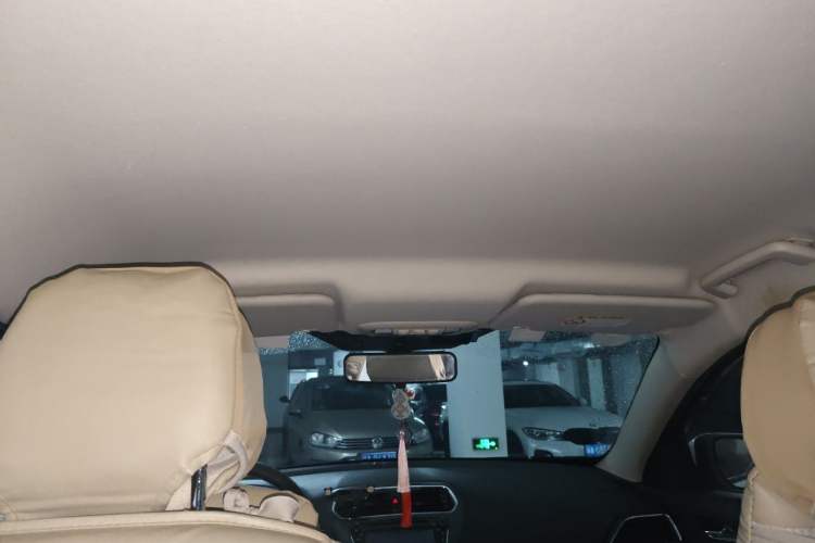 Used Ford Escort 2015 1.5L Manual Comfort Model Headliner