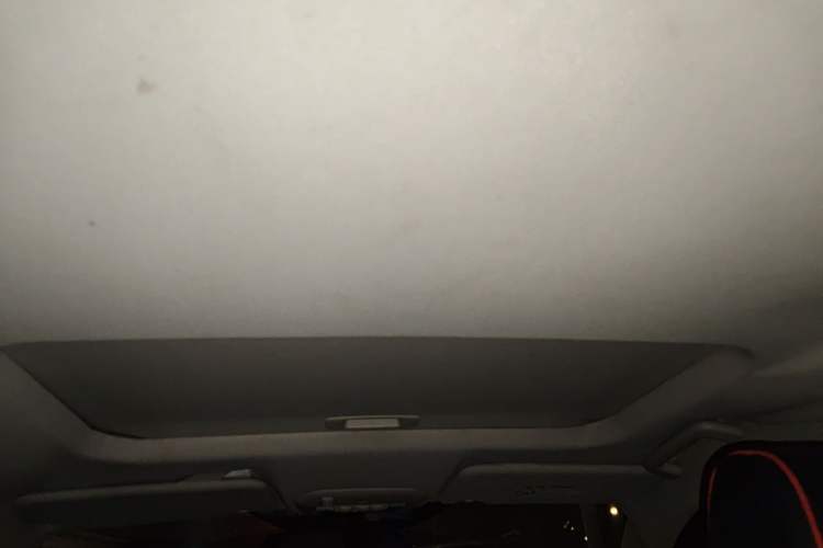 Used Ford Escort 2015 1.5L Automatic Fashion Model Headliner