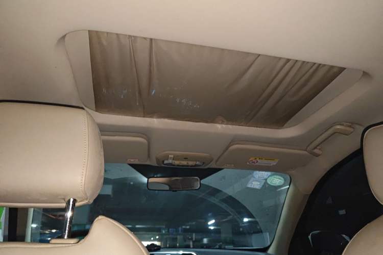 Used Ford Escort 2015 1.5L Automatic Fashion Model Headliner