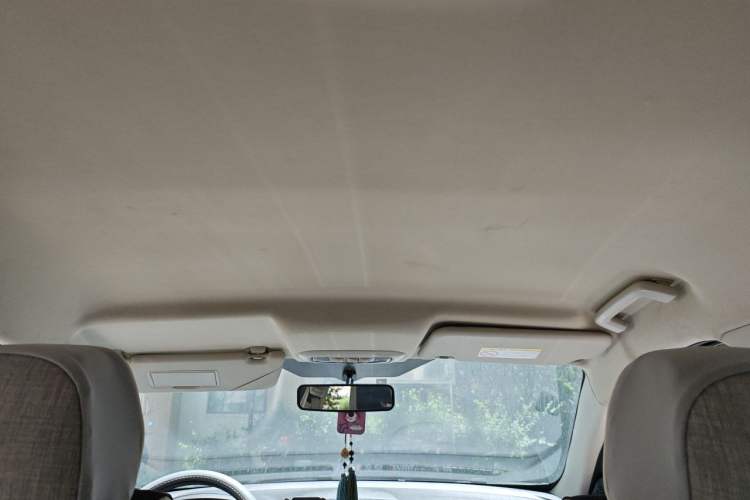 Used Ford Escort 2015 1.5L Manual Comfort Model Headliner