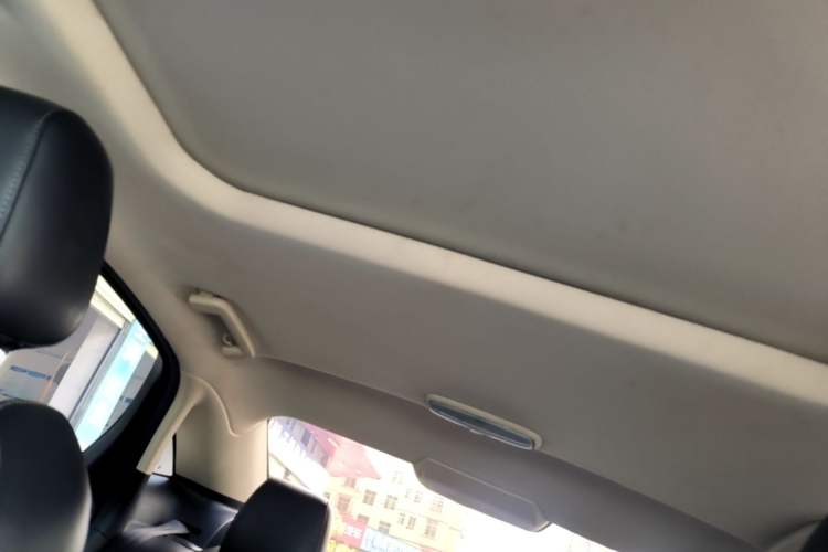 Used Ford Escort 2015 1.5L Automatic Fashion Model Headliner