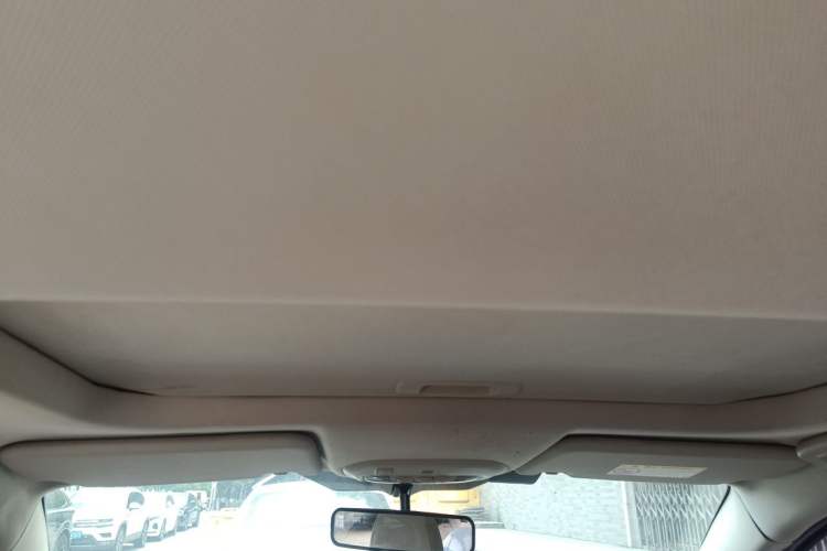 Used Ford Escort 2015 1.5L Automatic Fashion Model Headliner