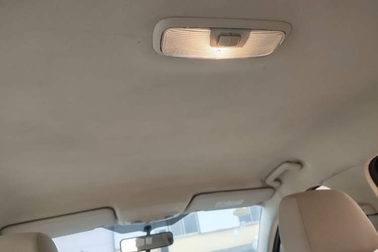 Used Ford Escort 2015 1.5L Manual Comfort Model Headliner