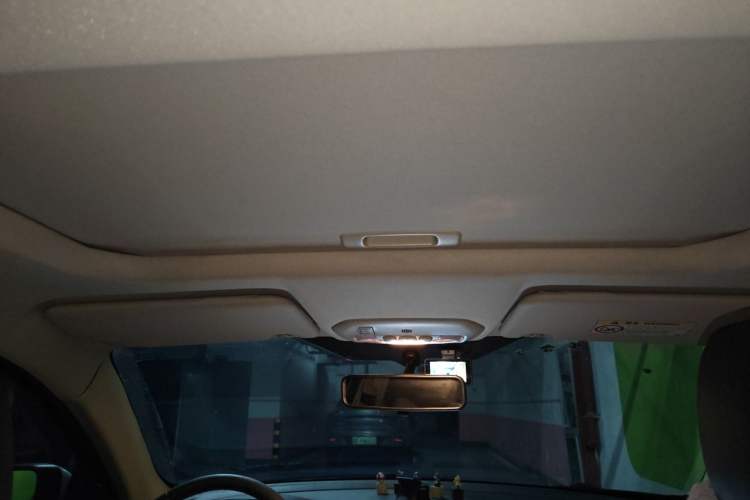 Used Ford Escort 2015 1.5L Automatic Fashion Model Headliner