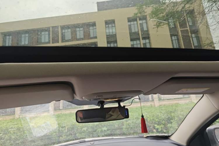 Used Ford Escort 2015 1.5L Manual Fashion Edition Headliner