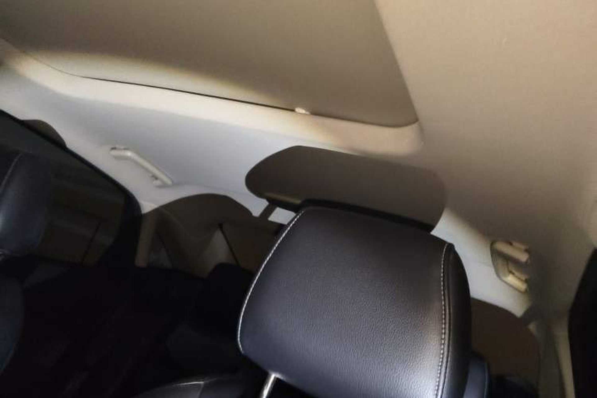 Used Ford Escort 2015 1.5L Automatic Fashion Model Headliner