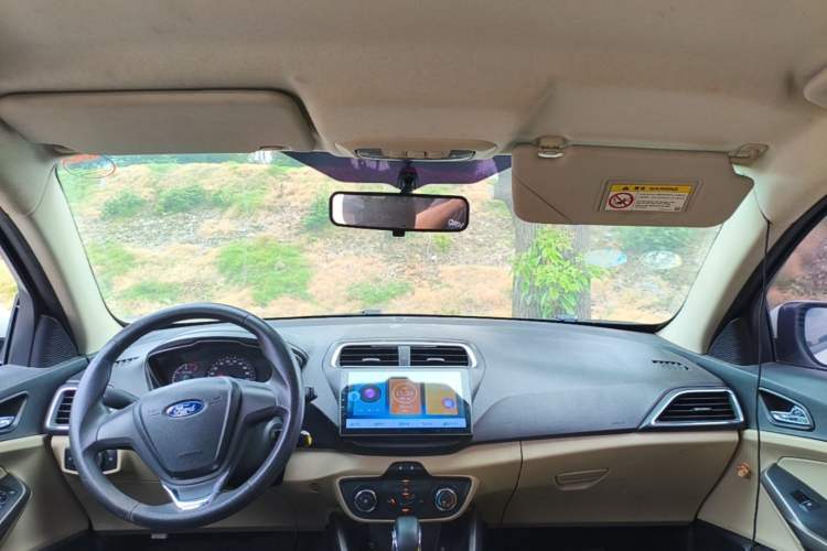 Used Ford Escort 2015 1.5L Automatic Comfort Edition Headliner