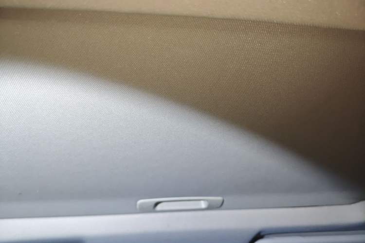 Used Ford Escort 2015 1.5L Automatic Fashion Model Headliner