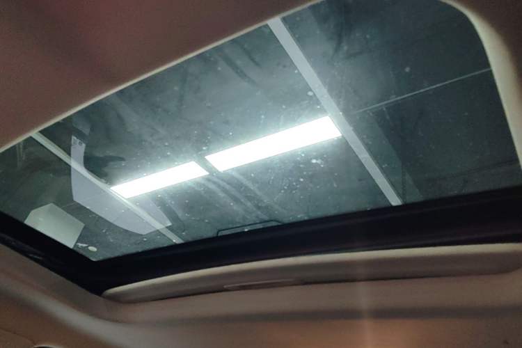 Used Ford Escort 2015 1.5L Manual Fashion Edition Headliner
