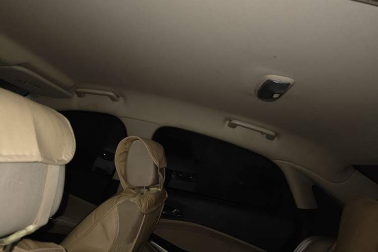 Used Ford Escort 2015 1.5L Automatic Comfort Edition Headliner