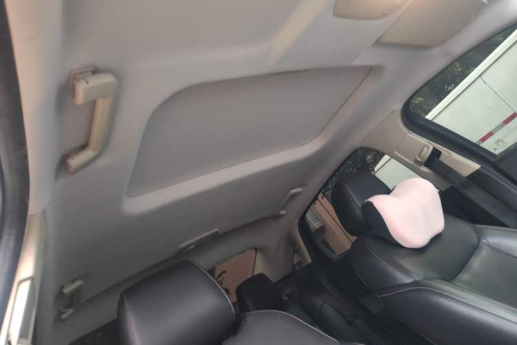Used Ford Escort 2015 1.5L Automatic Fashion Model Headliner