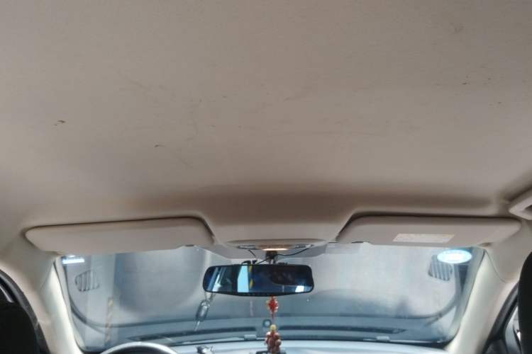 Used Ford Escort 2015 1.5L Manual Comfort Model Headliner