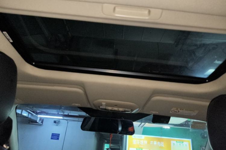 Used Ford Escort 2015 1.5L Automatic Fashion Model Headliner
