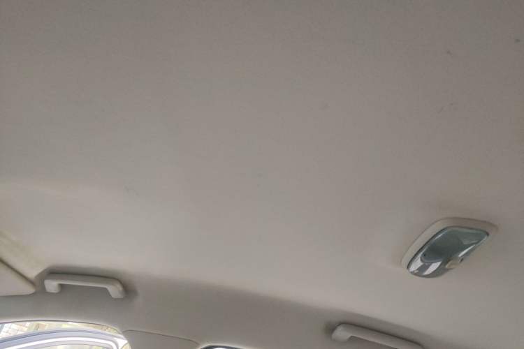 Used Ford Escort 2015 1.5L Manual Comfort Model Headliner