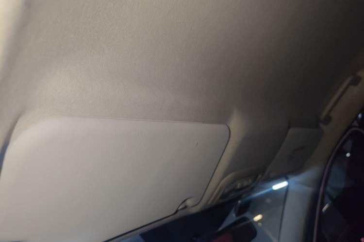 Used Ford Escort 2015 1.5L Automatic Comfort Edition Headliner