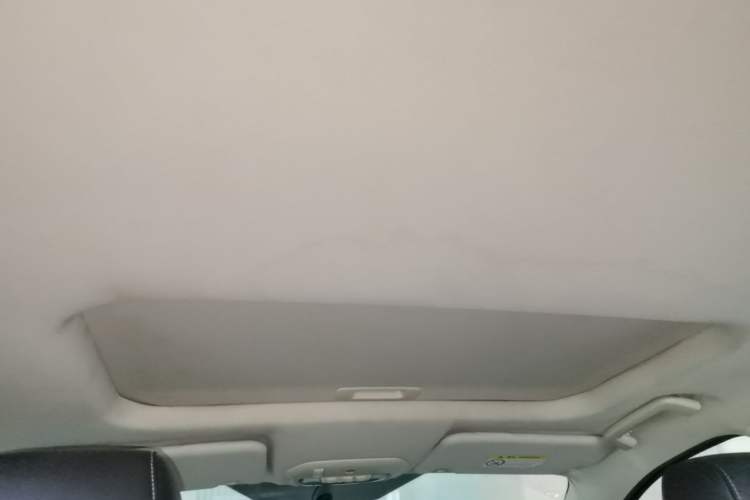 Used Ford Escort 2015 1.5L Automatic Fashion Model Headliner