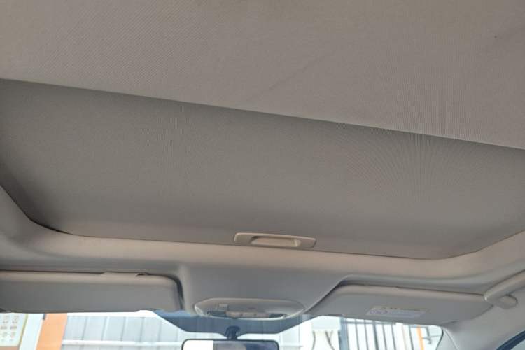Used Ford Escort 2015 1.5L Automatic Fashion Model Headliner