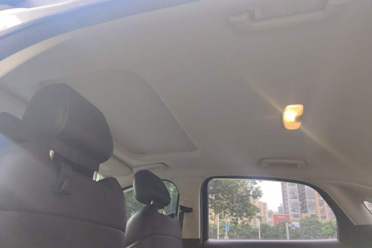 Used Ford Escort 2015 1.5L Automatic Fashion Model Headliner