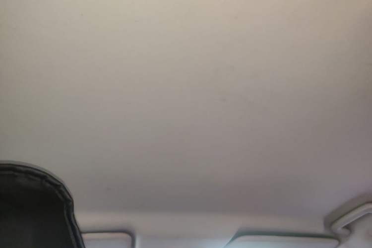 Used Ford Escort 2015 1.5L Manual Comfort Model Headliner