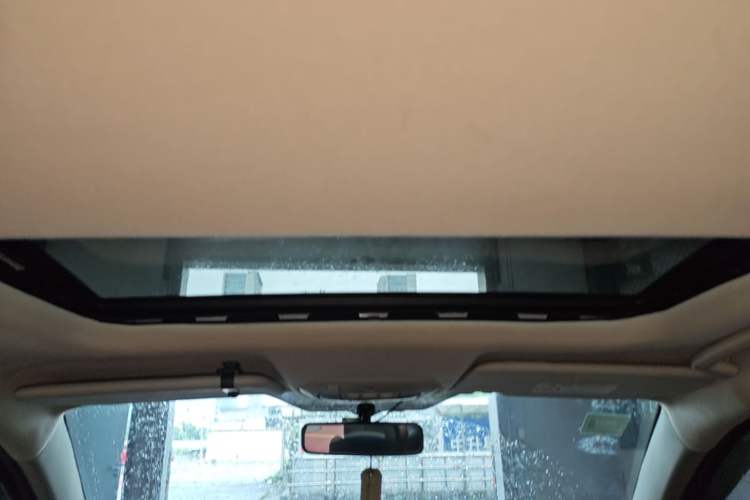 Used Ford Escort 2015 1.5L Automatic Fashion Model Headliner