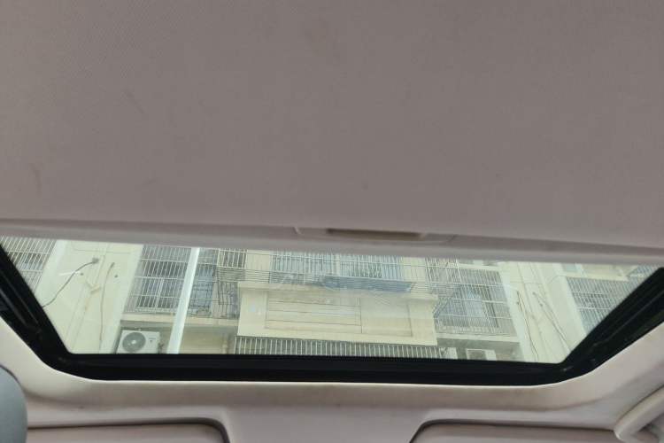 Used Ford Escort 2015 1.5L Automatic Fashion Model Headliner