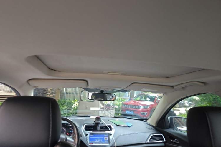 Used Ford Escort 2015 1.5L Manual Fashion Edition Headliner