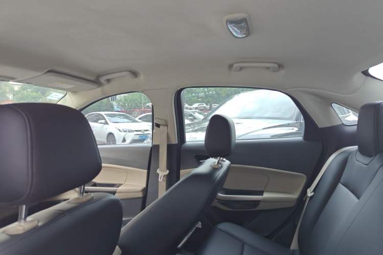 Used Ford Escort 2015 1.5L Automatic Comfort Edition Headliner