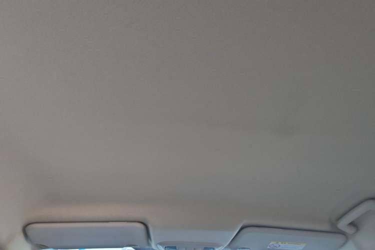 Used Ford Escort 2015 1.5L Manual Comfort Model Headliner
