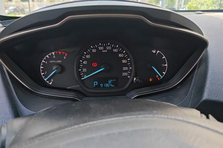 Used Ford Escort 2015 1.5L Automatic Comfort Edition Instrument Cluster