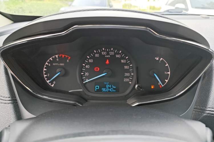 Used Ford Escort 2015 1.5L Automatic Fashion Model Instrument Cluster