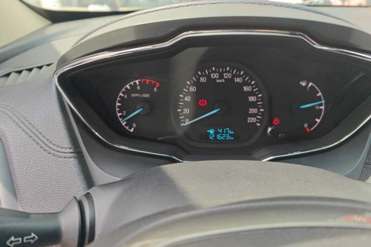 Used Ford Escort 2015 1.5L Manual Fashion Edition Instrument Cluster
