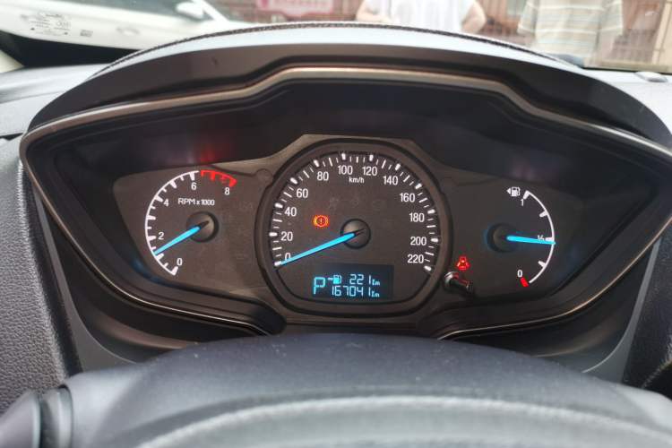 Used Ford Escort 2015 1.5L Automatic Comfort Edition Instrument Cluster