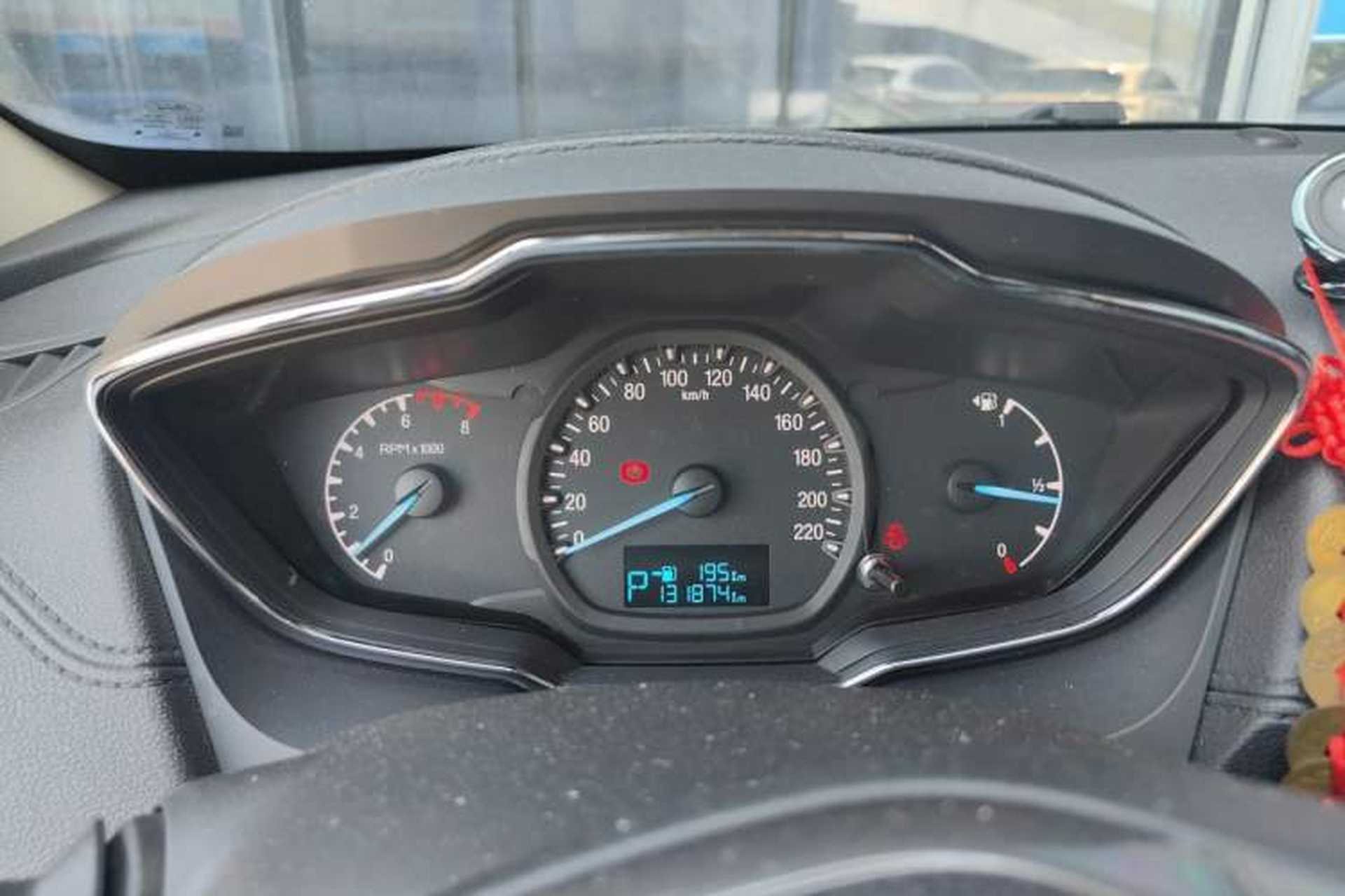 Used Ford Escort 2015 1.5L Automatic Fashion Model Instrument Cluster