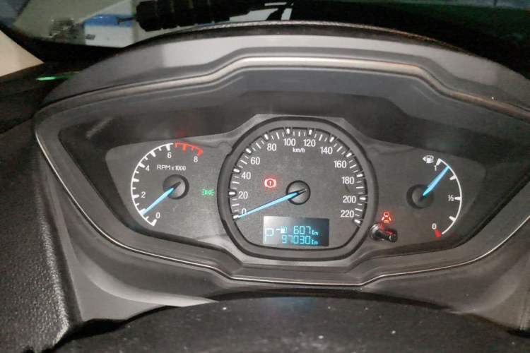Used Ford Escort 2015 1.5L Automatic Comfort Edition Instrument Cluster