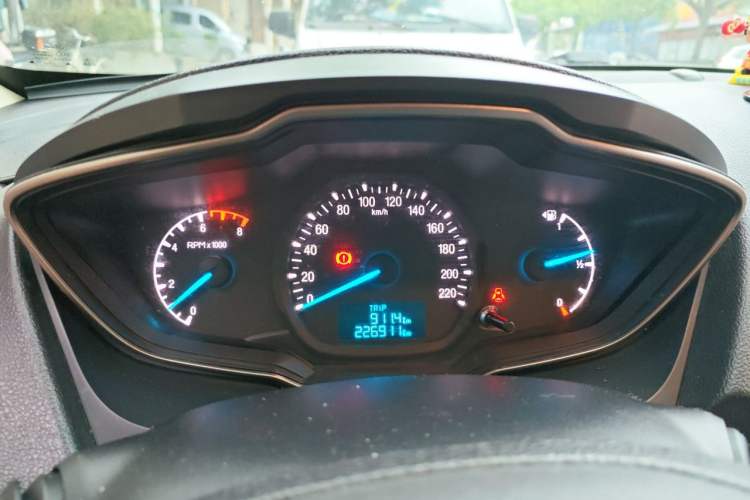 Used Ford Escort 2015 1.5L Manual Comfort Model Instrument Cluster