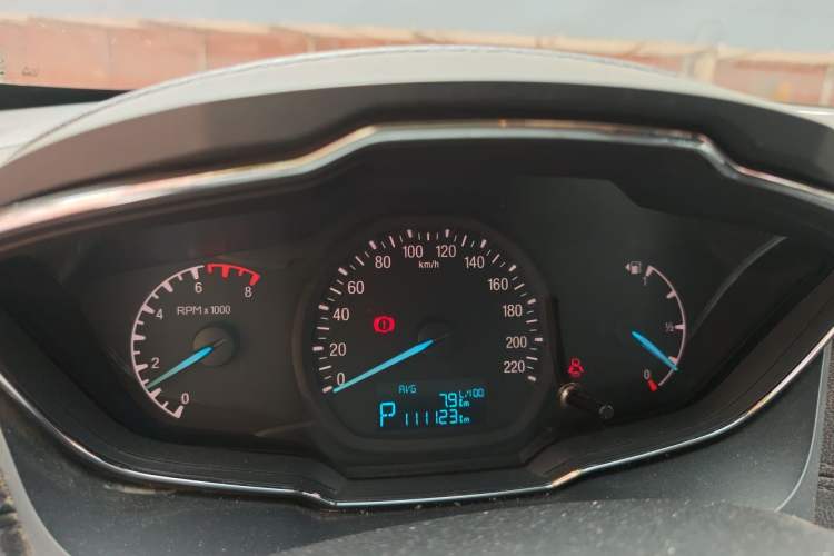 Used Ford Escort 2015 1.5L Automatic Fashion Model Instrument Cluster