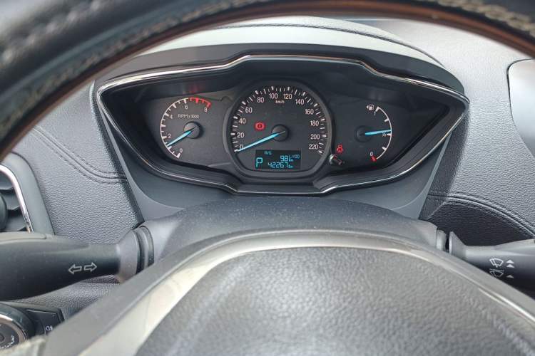 Used Ford Escort 2015 1.5L Automatic Fashion Model Instrument Cluster