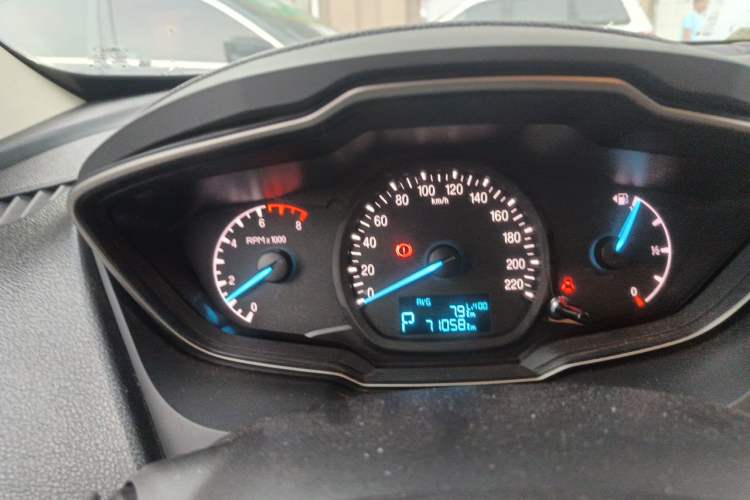 Used Ford Escort 2015 1.5L Automatic Comfort Edition Instrument Cluster