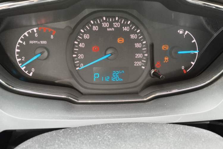 Used Ford Escort 2015 1.5L Automatic Fashion Model Instrument Cluster