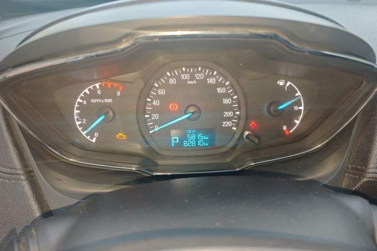 Used Ford Escort 2015 1.5L Automatic Fashion Model Instrument Cluster