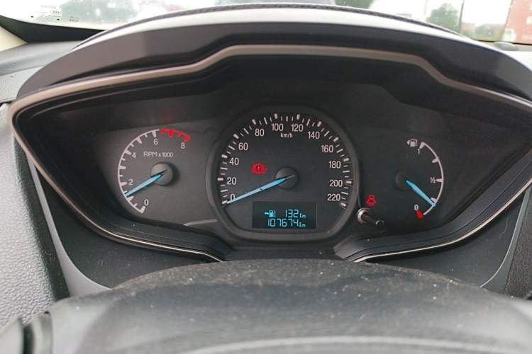 Used Ford Escort 2015 1.5L Manual Comfort Model Instrument Cluster